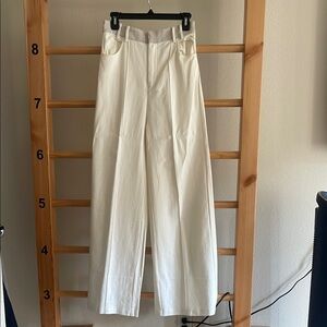 Meshki Off-White Garment